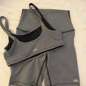 Alo Yoga Lightly Worn Sports Bra and biker Set